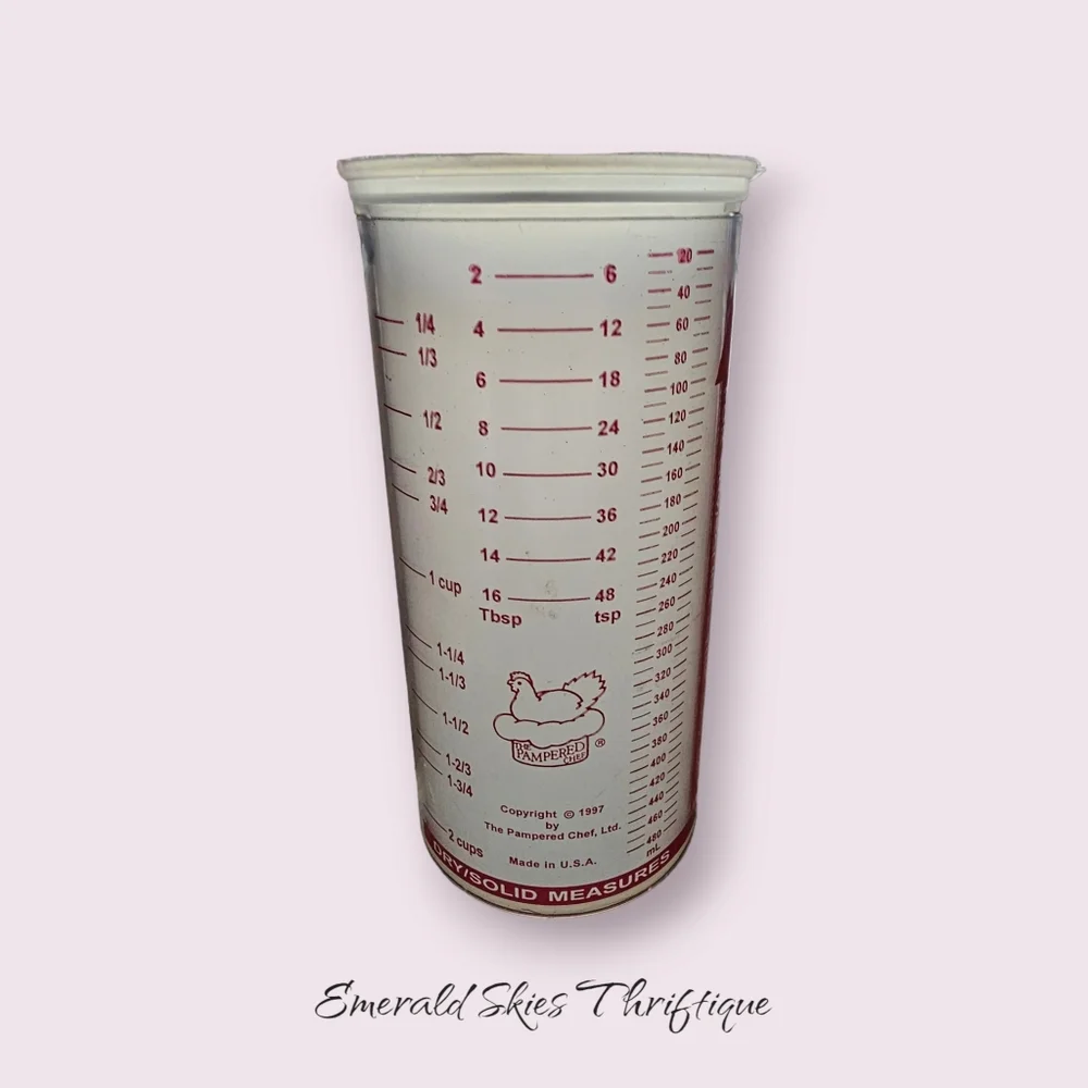 Pampered‎ chef wet and dry measuring cup